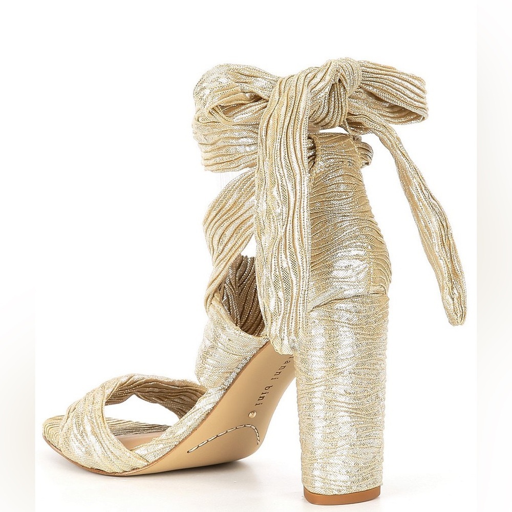 Gianni Bini Gold Strappy Heels sandals - Picture 2 of 13